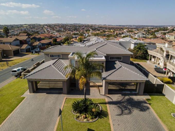 Blue Valley Estate golf course